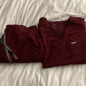 Figs scrubs set. Jogger pants